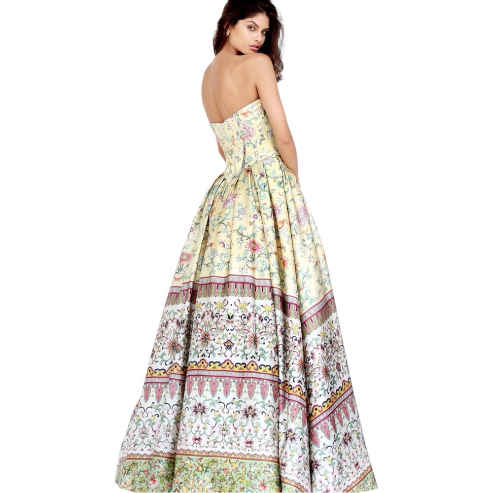 Sherri Hill Strapless Sweetheart Corset Print Ballgown - Picture 2 of 9